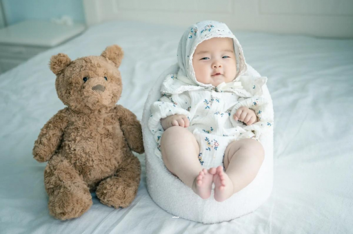 乌兰察布宝宝挠耳朵是怎么回事 乌兰察布宝宝挠耳朵是怎么回事